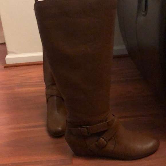 CROWN VINTAGE Knee High Boots *Size 7